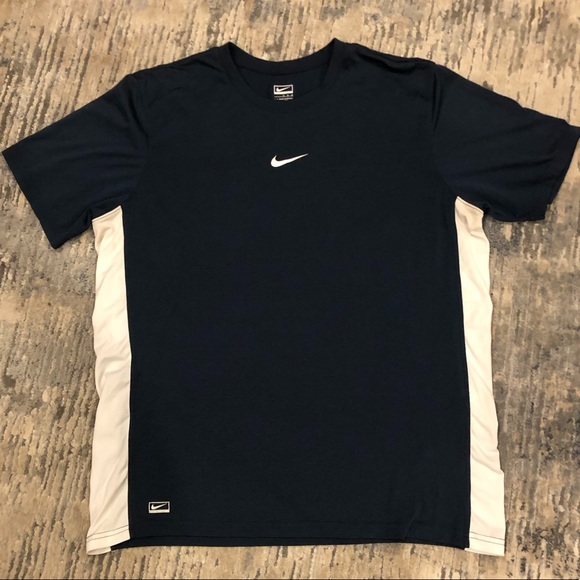 Nike tee medium navy/white polyester - Picture 1 of 6